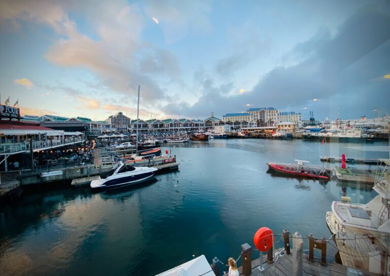 Sightseeing in Cape Town – V&A Waterfront