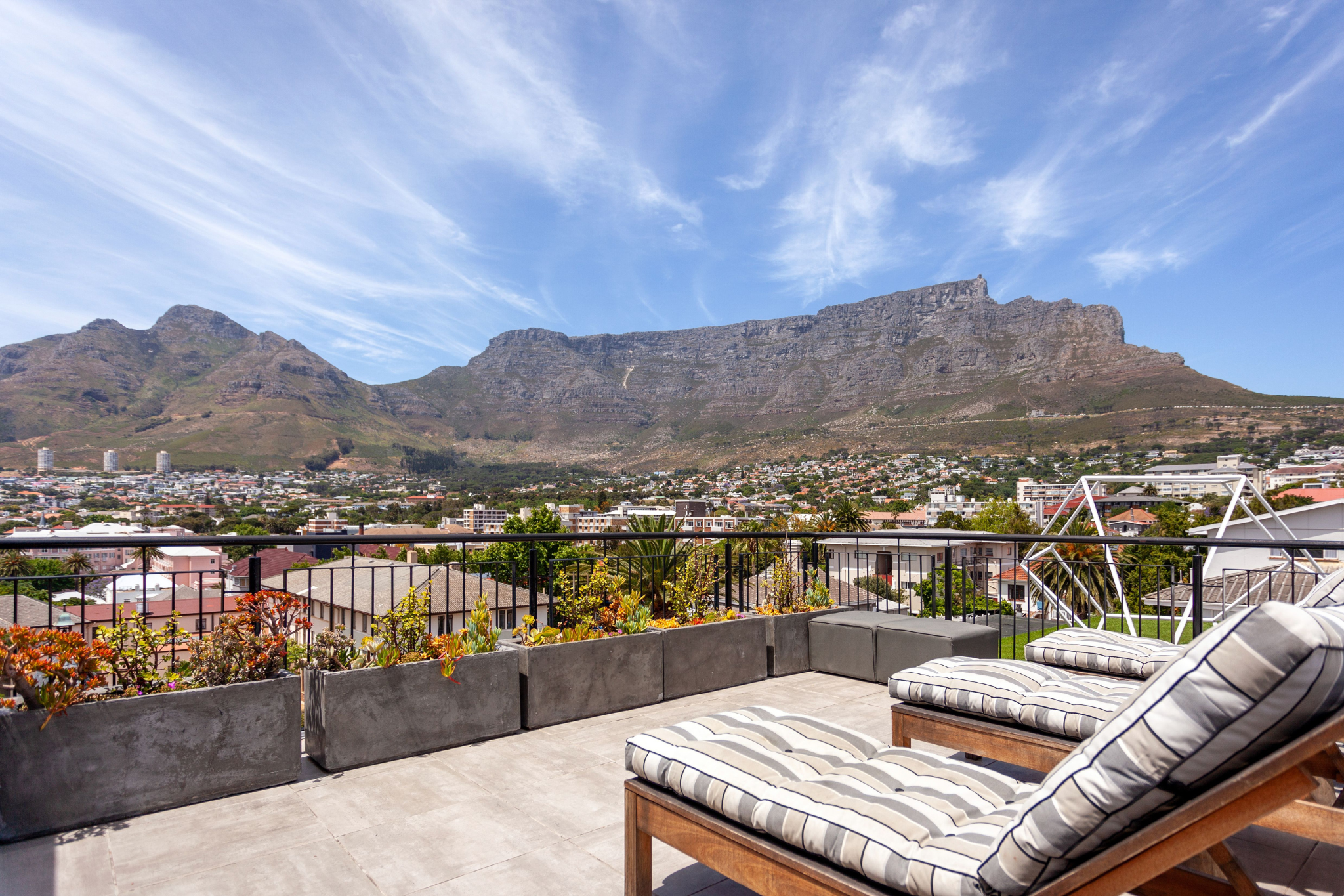 Boutique Hotels vs. Chain Hotels